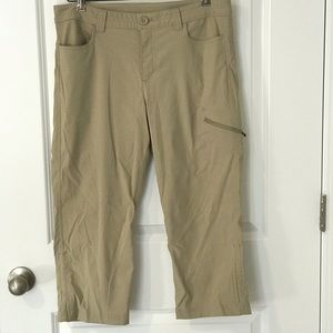 Eddie Bauer cropped pants